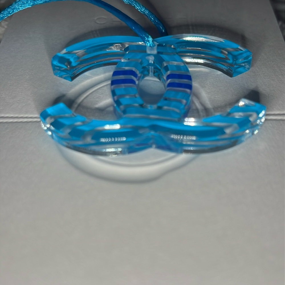 Chanel Blue Striped Charm - Picture 8 of 9